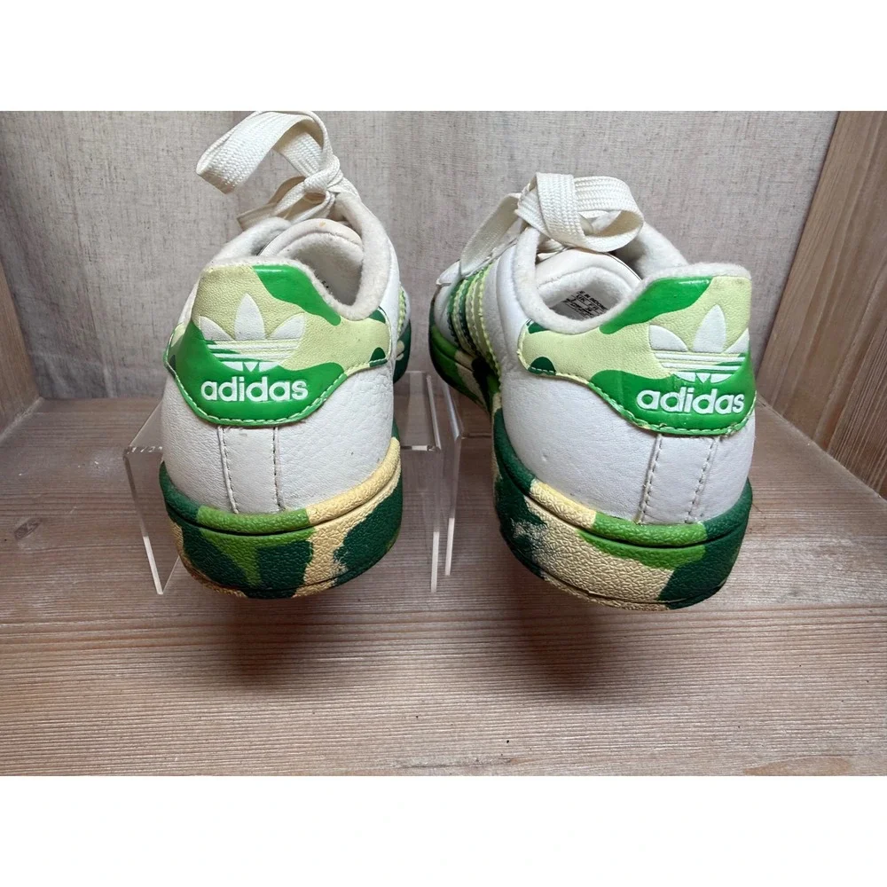 Adidas Superstar Kids Green Camo Shell Toe Sneakers 462522 White Green Size 2.5Y